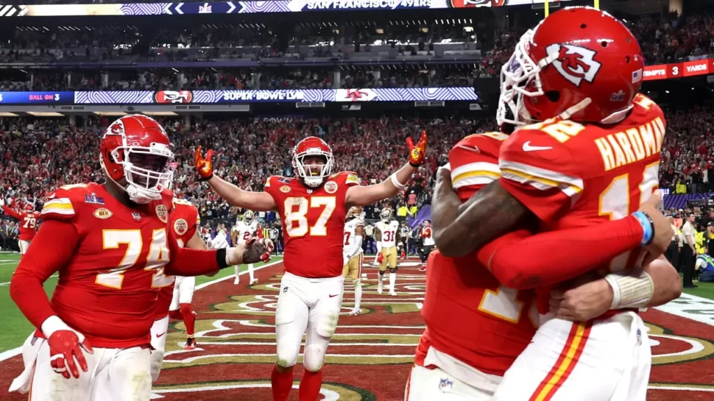 Le Super Bowl est le grand match américain que le monde entier connaît.