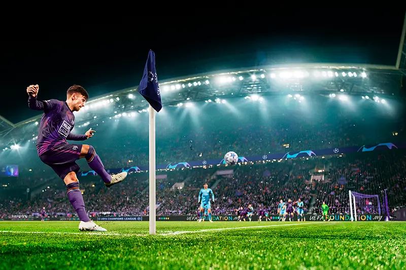 Main differences between the football organisations FIFA and UEFA
